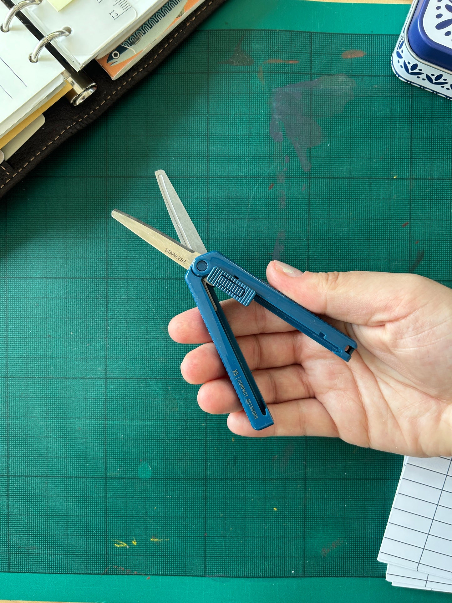 Midori Compact Scissors