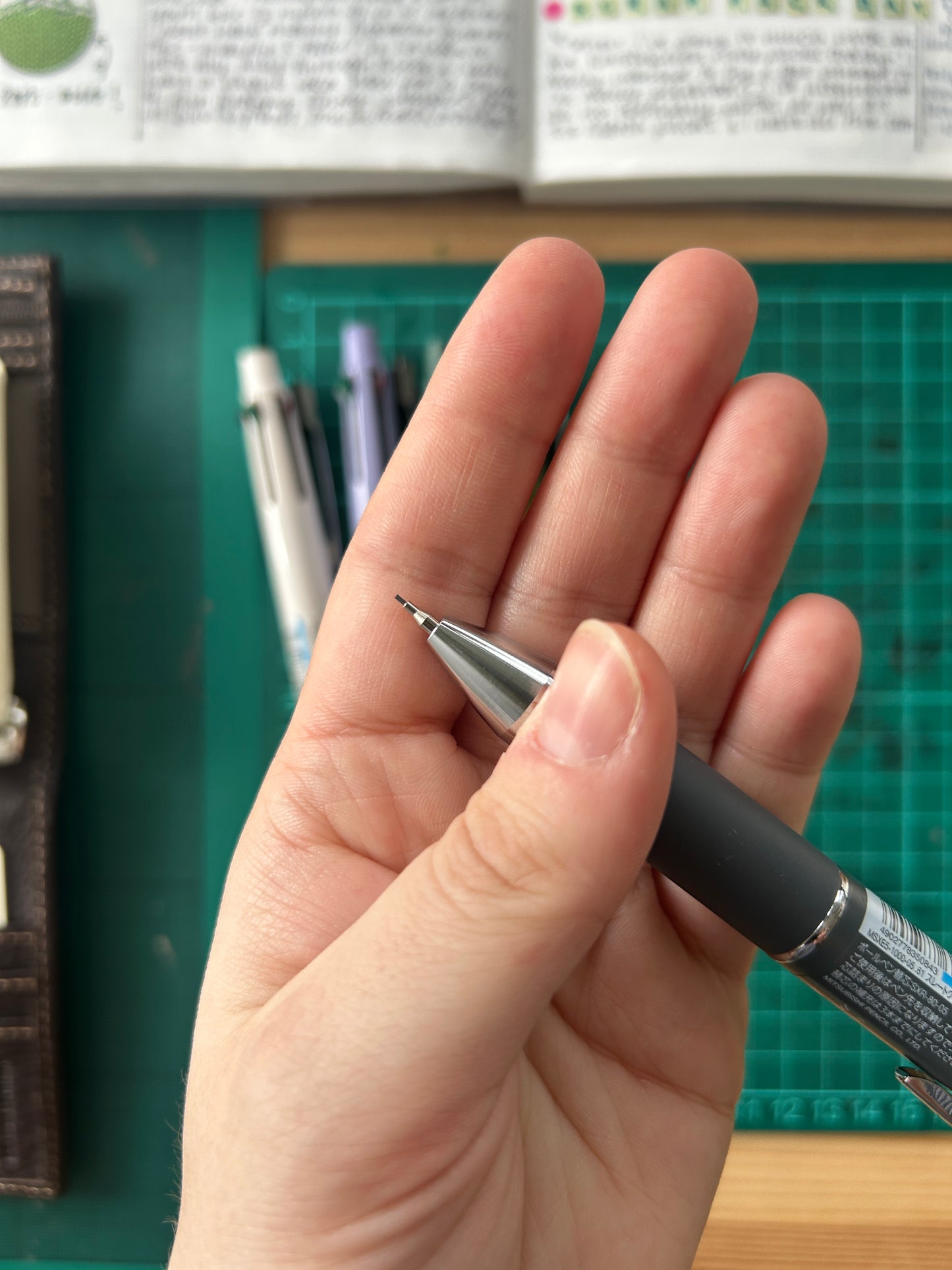 Uni Jetstream 4+1 pen (0.5mm)