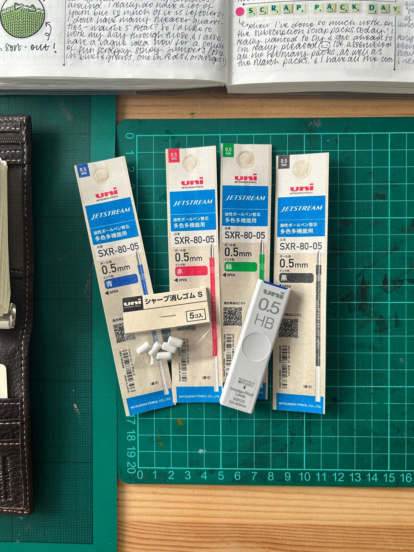 Uni Jetstream multi pen refills